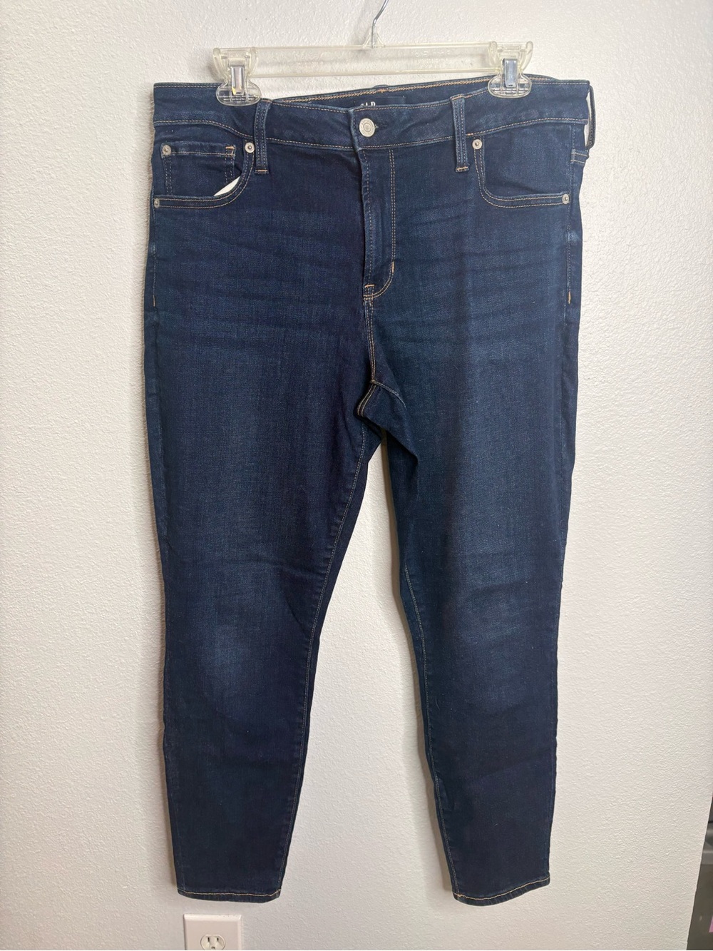 Gap Size 33/16 Universal Legging Jeans